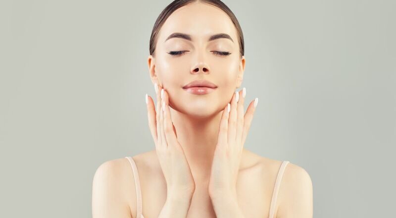 Các loại nước uống giúp giảm mụn mà bạn nên thử